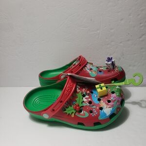 NEW! CROCS **Disney Christmas** Classic Unisex Clogs Size W 9/M 7